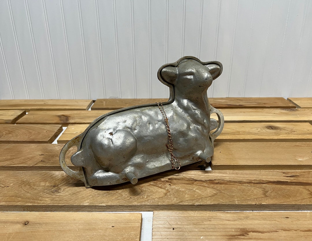 Renalde Lamb Cake Pan Heavy Cast Aluminum 3D 2 Piece Baking and Cooking