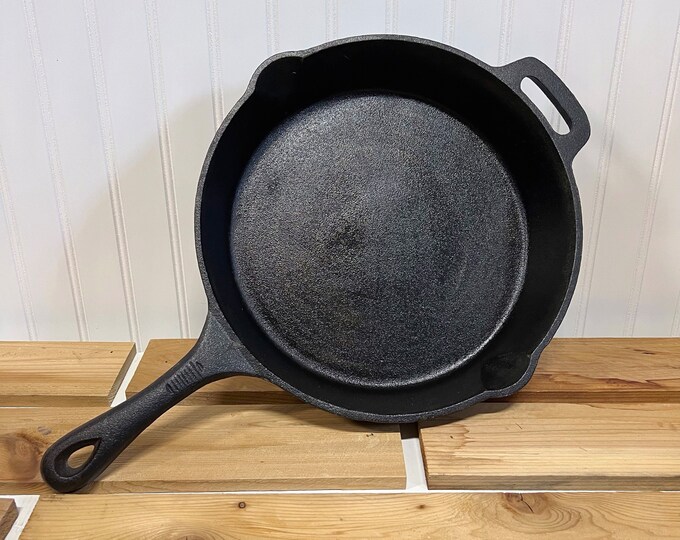 Vintage 12 Inch Emeril Cast Iron Skillet Frying Pan With 2 Pour Spouts