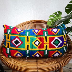 Handgemachter marokkanischer Berber Kissenbezug 50 x 30 cm, Boho Kissen, Upcycled nachhaltiges, buntes Zuhause, Kissenkissen