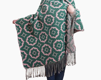 Schema per coprispalle all'uncinetto con mosaico arabesco (download digitale)