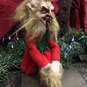 Free Shipping- New Knee Hugger Krampus