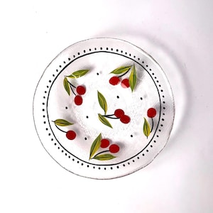 Zestaw 7 ręcznie malowanych misek deserowych z zabytkowego szkła Arcoroc France Cherry Glass Bowls