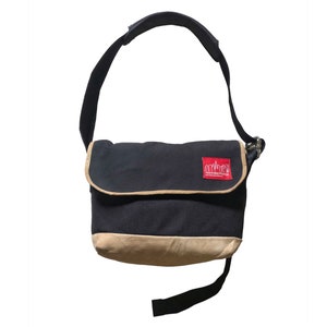 Manhattan Portage Large Messenger Crossbody bag