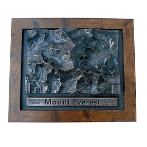 Mount Everest Topographische 3D-Reliefkarte mit Kupferbronze- oder Silberfinish, handgefertigt in England, ideales Erinnerungsstück oder personalisiertes Geschenk oder Geschenk