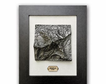Mapa topográfico enmarcado del Matterhorn con acabado en plata envejecida, mapa 3D de Mountain Casting, Suiza, Alpes suizos, mapa en relieve, regalo para excursionistas