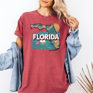 Vintage Retro Florida T-Shirt, Unisex Tee, Garment-Dyed Shirt, Beach Vacation Top, Coastal Outfit
