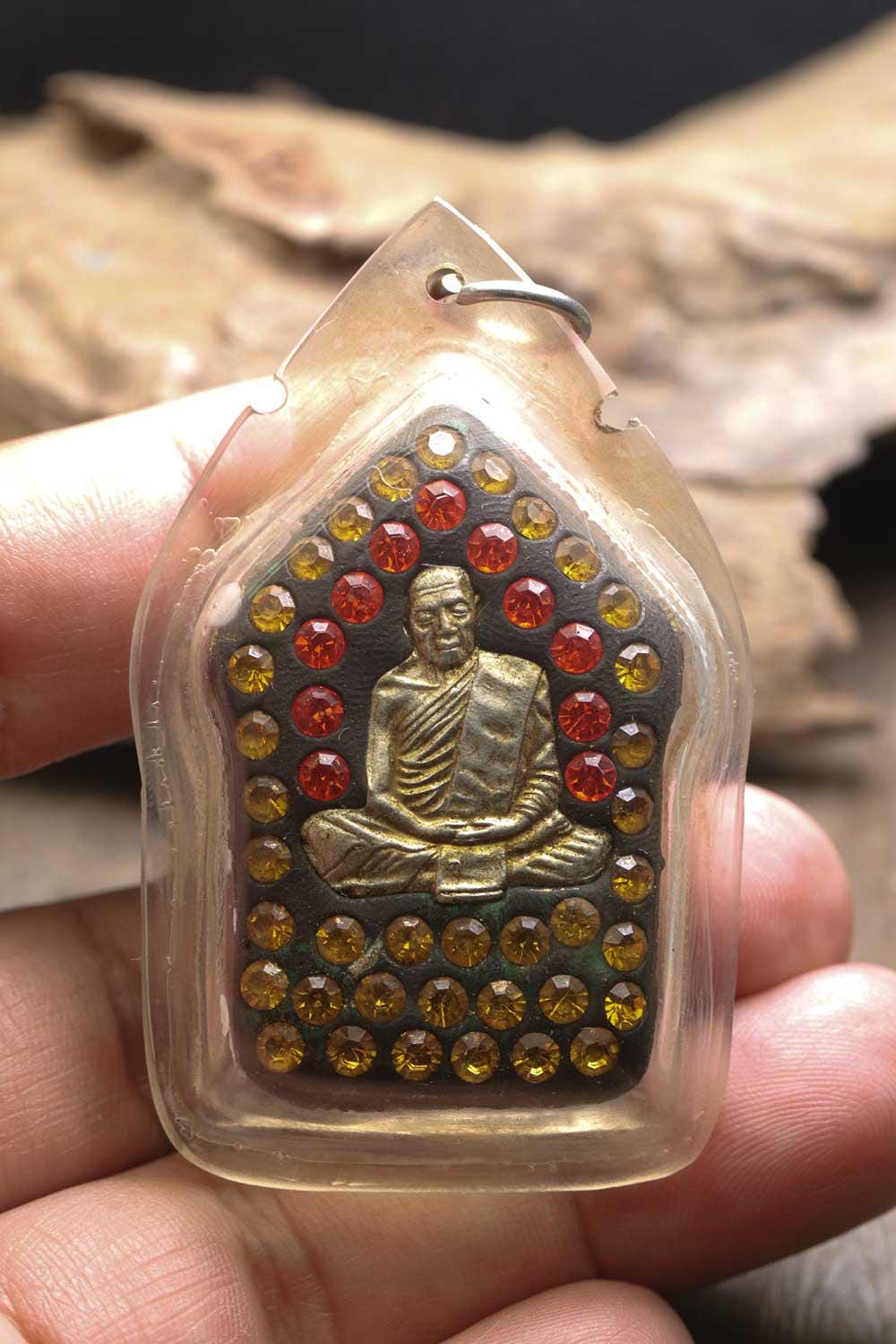 Luang pu tim - Etsy 日本