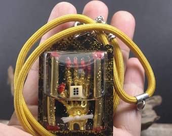 Talismán fantasma de Hand Prai: collar con amuleto de la suerte con aceite mágico