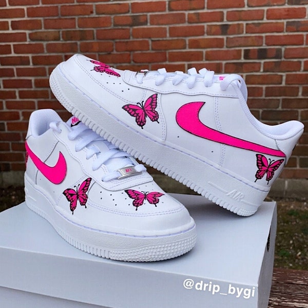 black and white stitch air force 1