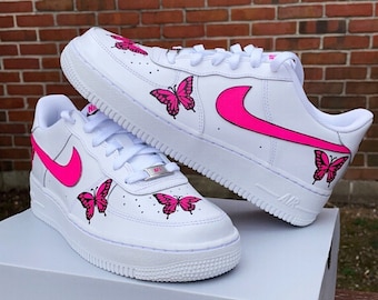 Zapatillas Air Force 1 personalizadas con mariposa / Zapatillas personalizadas / Zapatos personalizados / Regalos para ella / AF1 personalizadas / Zapatos de primavera/verano