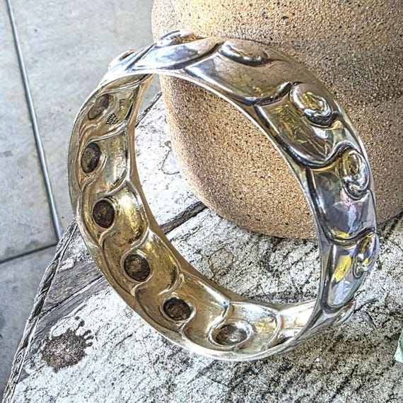 Vintage Mexican INAH 925 Sterling Silver Bold Modernist Repoussé Bicep Cuff Bracelet 54g View 4