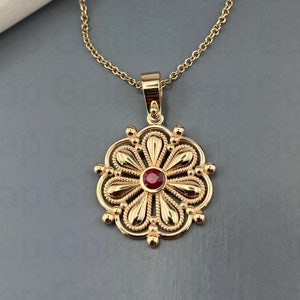 14k Massivgold Blumen Anhänger mit natürlicher Rubin, Halskette für Damen