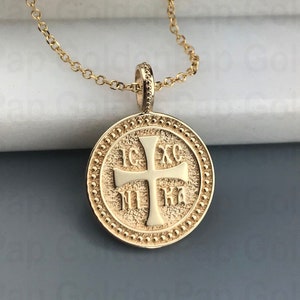 Solid Gold 14k pendant with cross IC XC NIKA, 1.6cm diameter, religious pendant for men and women, baptismal gift