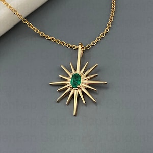 Solid Gold 14k North Star pendant with natural emerald, Dainty  North pendant, North Star necklace, gold north star jewel