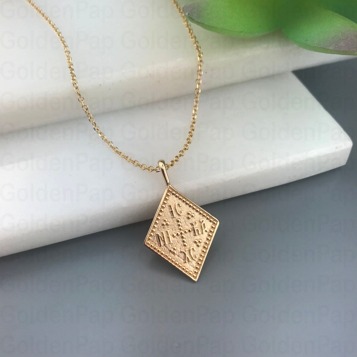 14k Solid Gold Pendant, Double Sided Pendant With Virgin Mary - Etsy