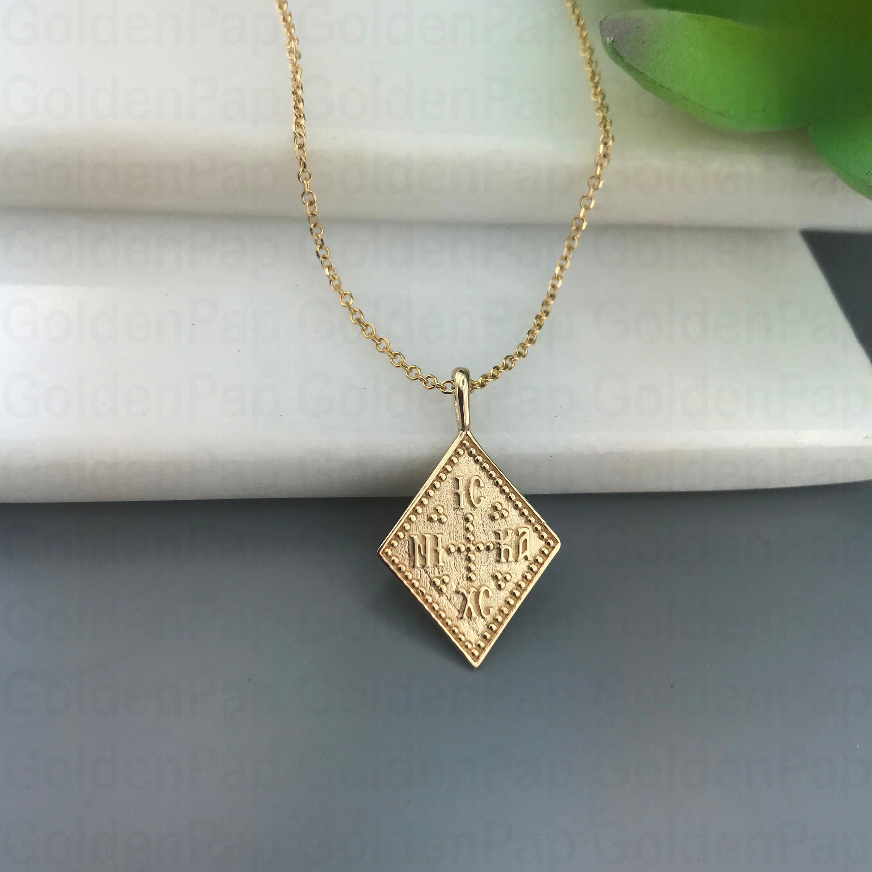 14k Solid Gold Pendant, Double Sided Pendant With Virgin Mary - Etsy