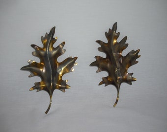 Metal Oak Leaves Wall Hanging Set of 2 Brass Colored Leaf Sculpture