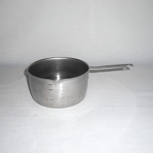 Foley Stainless 2 Cup Measuring Cup Vintage