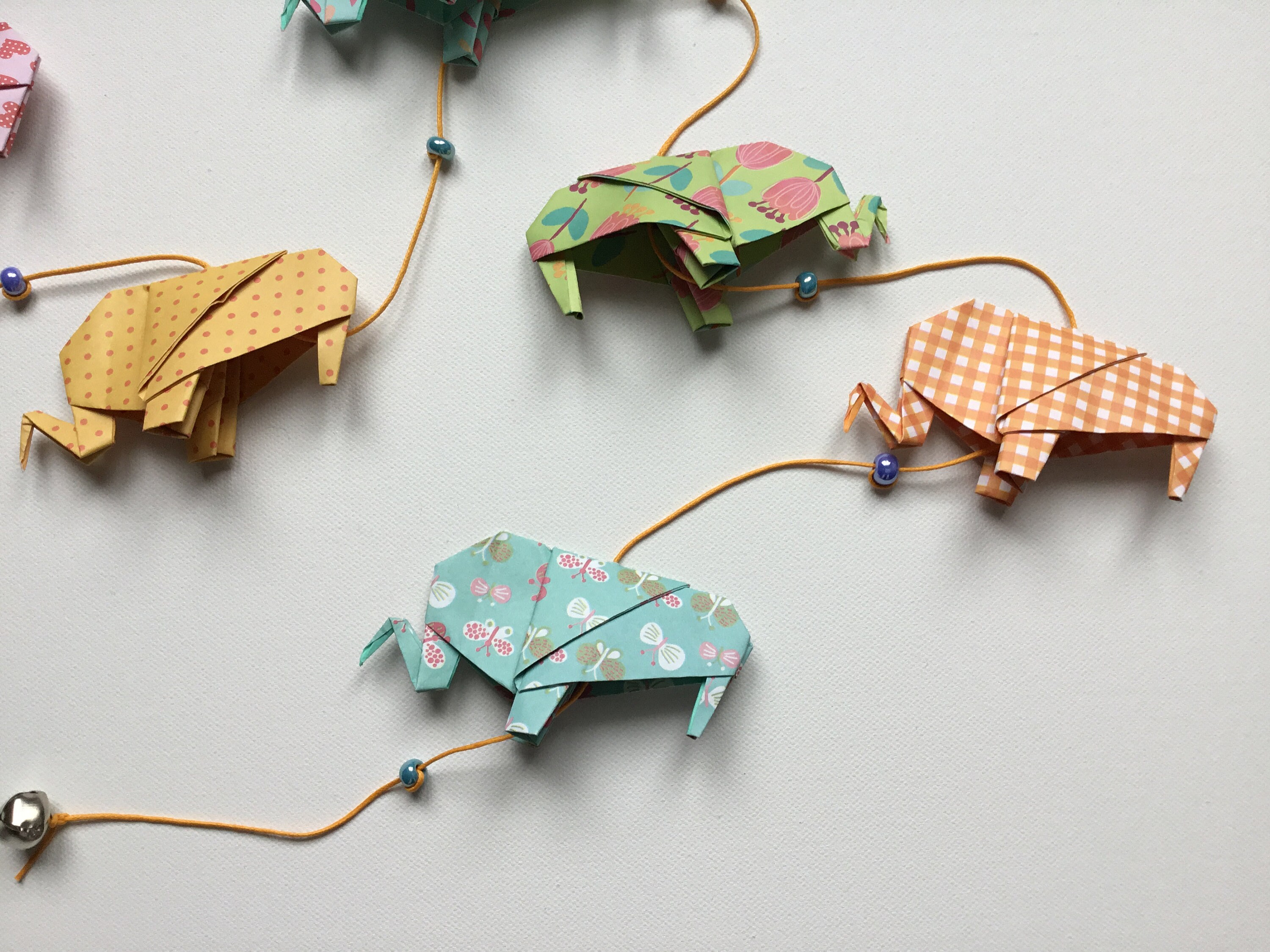 Guirlande Eléphant Origami - Décoration Murale Chambre Bébé et Enfant