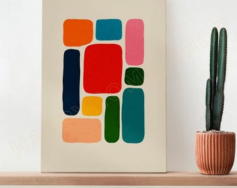 Puede incluir: Impresión artística abstracta con un fondo beige y formas geométricas coloridas. El diseño incorpora cuadrados y rectángulos en naranja, turquesa, rosa, rojo, verde, amarillo y melocotón. Un cactus en una maceta de terracota está sobre una estantería de madera.