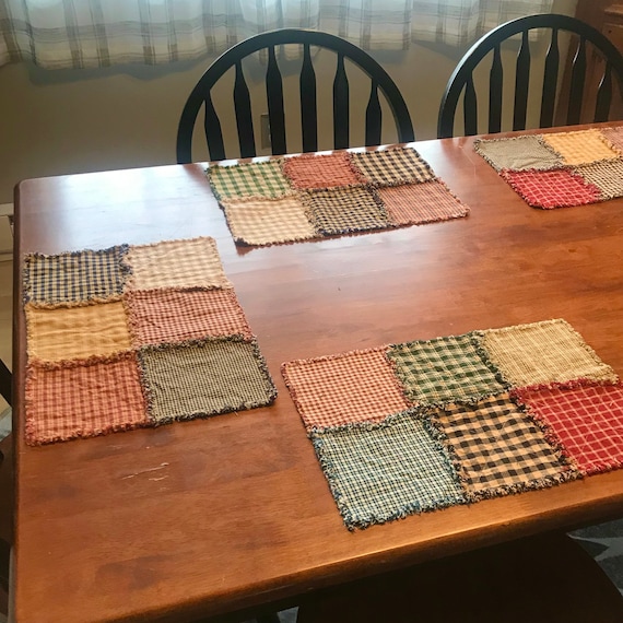 Primitive Rag Placemats, candle mat