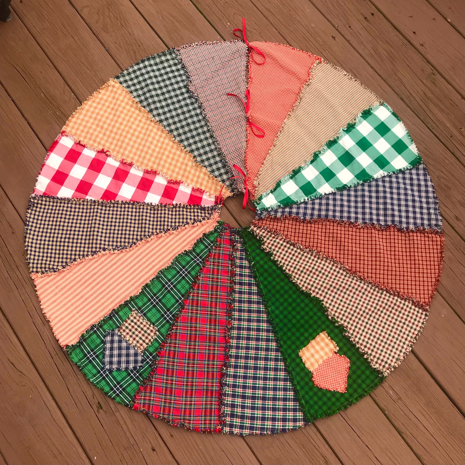 Primitive Christmas Tree Skirt 