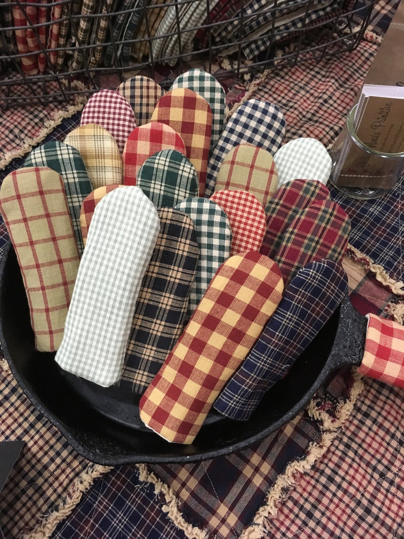 Primitive Skillet Handle Pot Holder choose fabric image 2