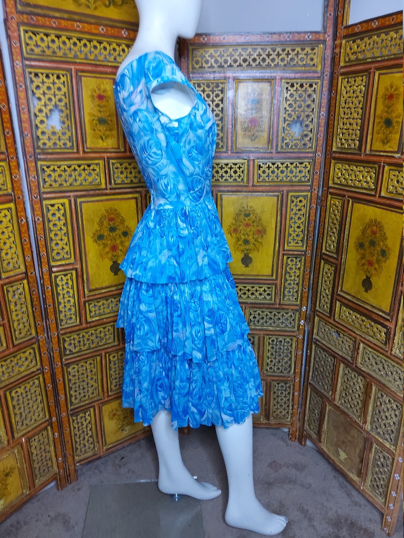 60/'s Sleeveless Blue Ruffled Summer Day Dress Sz S
