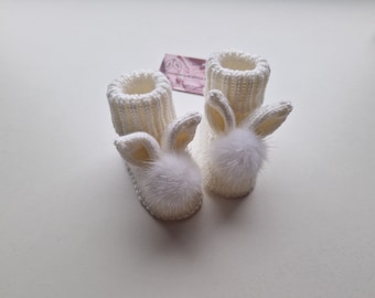 Made to order baby booties/bunny ears socks/slippers with mini pompoms/merino wool shoes/newborn gift/infant outfit/baby wearing/easter gift