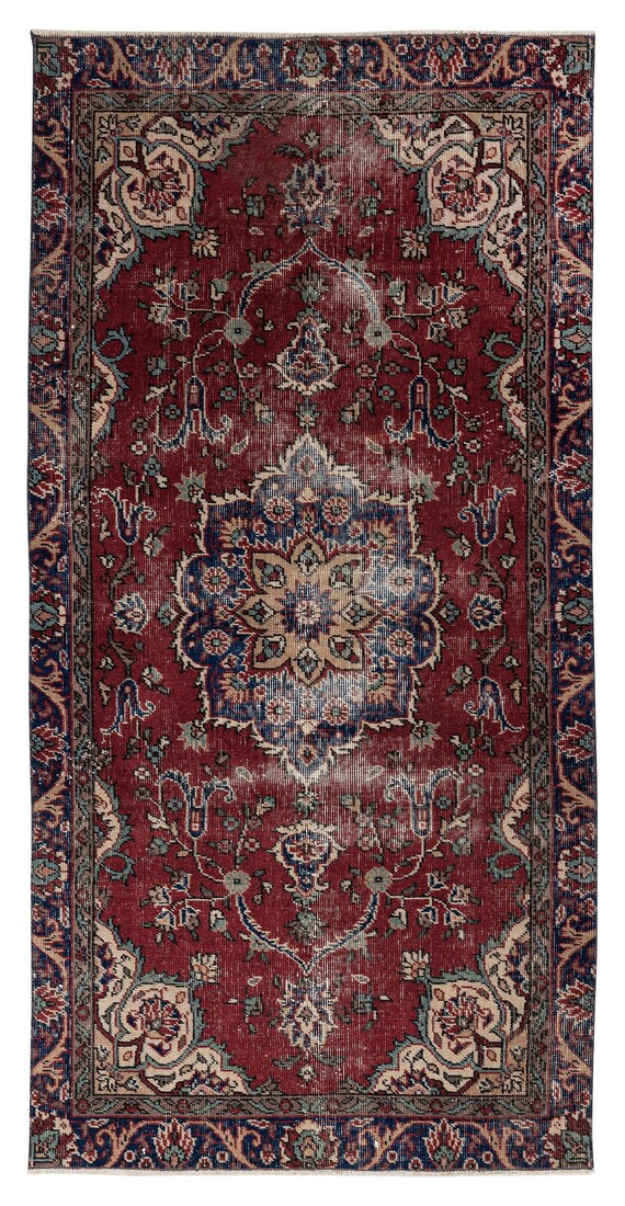 手織りウールトルコ絨毯：3x6インチのヴィンテージレッドオリエンタル