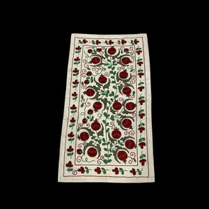 Usbekischer Tischläufer, Antiker Suzani Läufer, Vintage Handgemachte Tischdecke, Handgemachter Wandteppich, Seide Hand Bestickter Tischläufer, 50 x 90