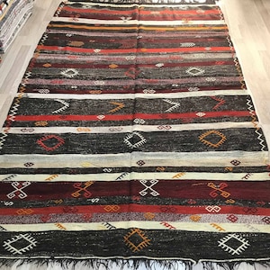Hand-Knotted Turkish Wool Kilim Rug, 9.7x6.7 feet