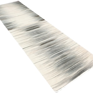 Ikat Mönster RUNNER Kelimmatta