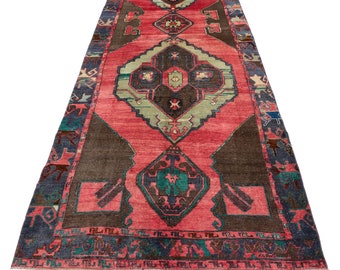 SALE DISCOUNT RUG, Vintage Hall rug