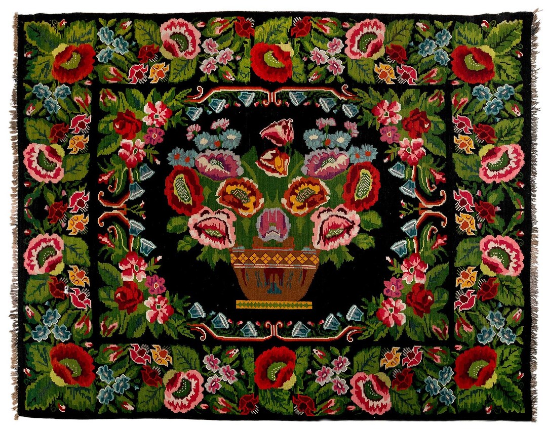 Vintage Bessarabian Floral Rug: Handmade Wool Kilim Carpet (8.6x10.3 Ft ...