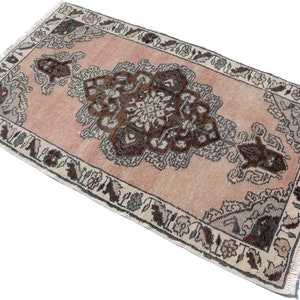 Small Turkish Wool Rug: Vintage Fawn Entry Rug (3 x 1.8 ft)