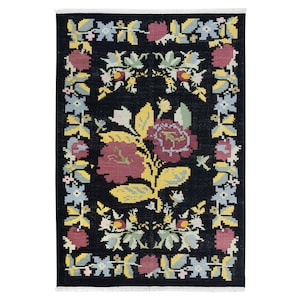 Karabakh Bessarabian Floral kilim rug, suitable rug for walls and floors