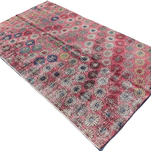 Vintage Floral Turkish Rug: Hand-Knotted Wool, 4x7 ft