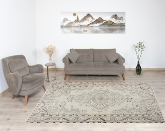 5x8 Beige Oushak Wool Rug: Hand Knotted Turkish Area Rug