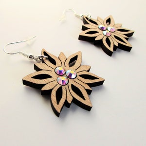 Earrings wooden Edelweis/Silver Crystal image 1