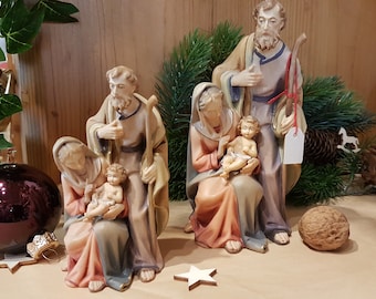 Wood-carved Holy Family colored / Birth of Jesus / Christmas decoration / Nativity scene / Nativity figures