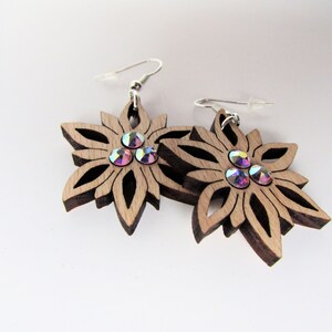 Earrings wooden Edelweis/Silver Crystal image 3