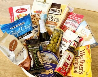 Kitchen Food Gift Basket, Snacks gift basket, housewarming, gift basket, luxury gift , gift baskets, gifts for women, kitchen gift basket