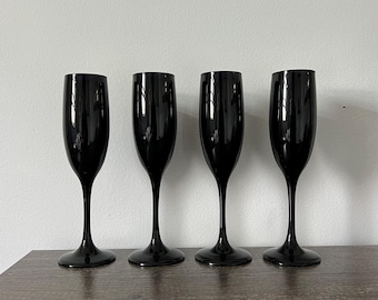 Vintage Black Amethyst Champagne Glass | Vintage Barware | Vintage Champagne Glassware | ShopEleanorLouise