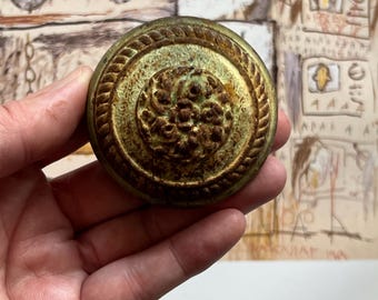 Par de pomos de puerta de latón vintage con detalles intrincados / Herrajes antiguos / Restauración del hogar / TiendaEleanorLouise