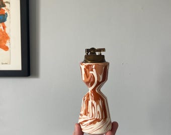 Encendedor vintage de cerámica color canela, rojo óxido y blanco, firmado por el artista / Regalo de boda vintage / Tienda EleanorLouise