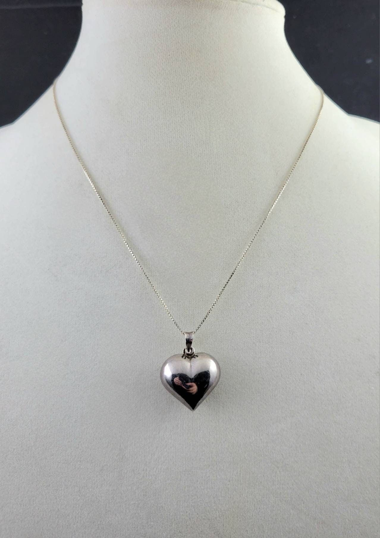 Vintage Sterling Puffy Heart Necklace on 18 Inch Box Chain