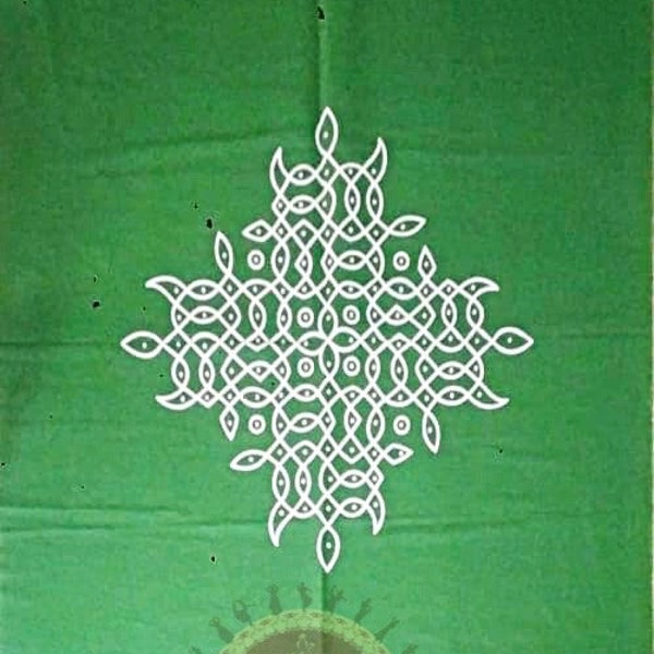 Tissu Muggu vert Rangoli de marque | Toile de fond pour mariages, événements, festivals | Bijoux de danse classique