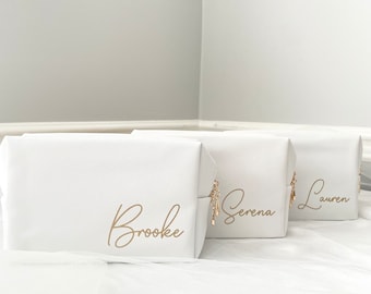 Personalisierte Toilettenartikel, Brautjungfer Geschenke, Make-up-Tasche, Make-up-Tasche, Organizer und Reiseutensilien, Tasche anpassen, Brautjungfer Vorschlag Geschenk