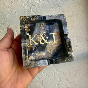 Custom Resin Ashtray, Square Shape, Ashtray, Resin Ashtray, Square Ashtray, Handmade Ashtray, Handcrafted Home Decor, Personalized Gift Idea